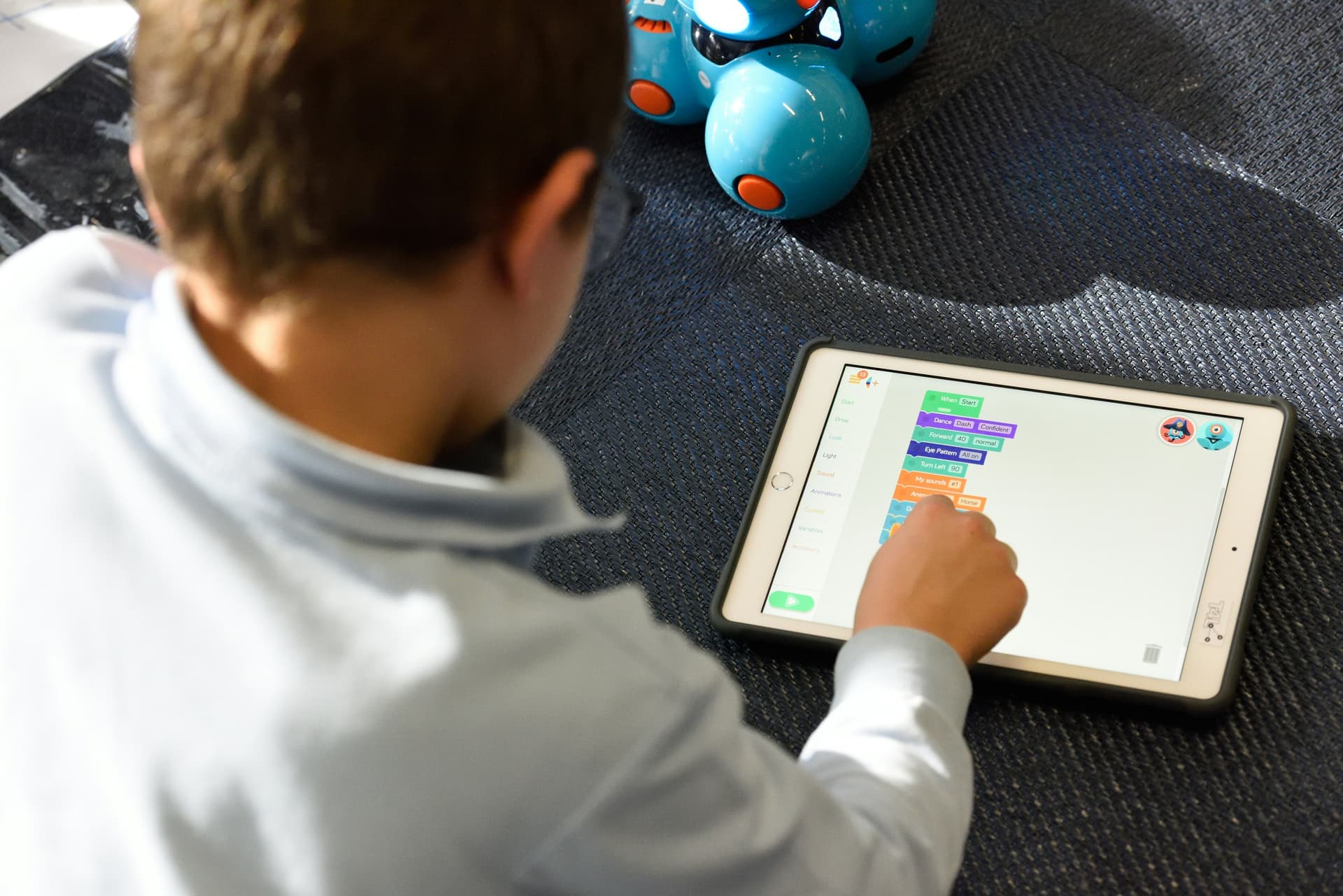 Programming for children aged 7 to 15